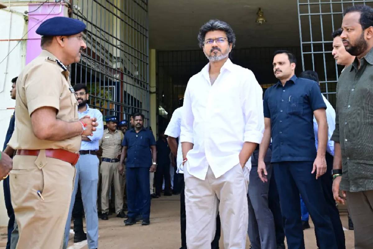 சென்னை புழல் சிறையில் வெளிநாட்டு கைதி உட்பட 2 கைதிகள் தப்பியோட்டம் | 2 Prisoners Escaped From Puzhal Central Prison சென்னை புழல் சிறையில் வெளிநாட்டு கைதி உட்பட 2 கைதிகள் தப்பியோட்டம் | 2 Prisoners Escaped From Puzhal Central Prison