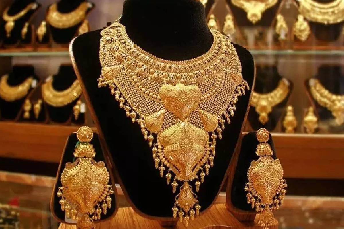 ரூ.2 லட்சத்தை நோக்கி தங்கம் விலை : இன்றைய நிலவரம் | August 15Th 2026 Gold And Silver Price In Chennai