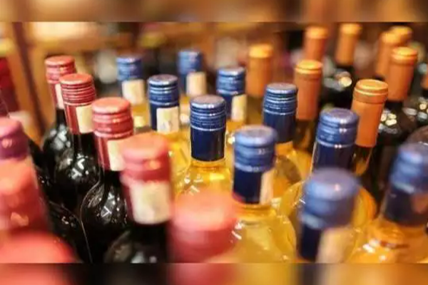 மதுபான விற்பனையில் வீழ்ச்சி | Fall In Liquor Sales