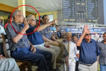 ரணிலுடன் இணைந்து கிரிக்கெட் போட்டியை கண்டுகளித்த சுமந்திரன்