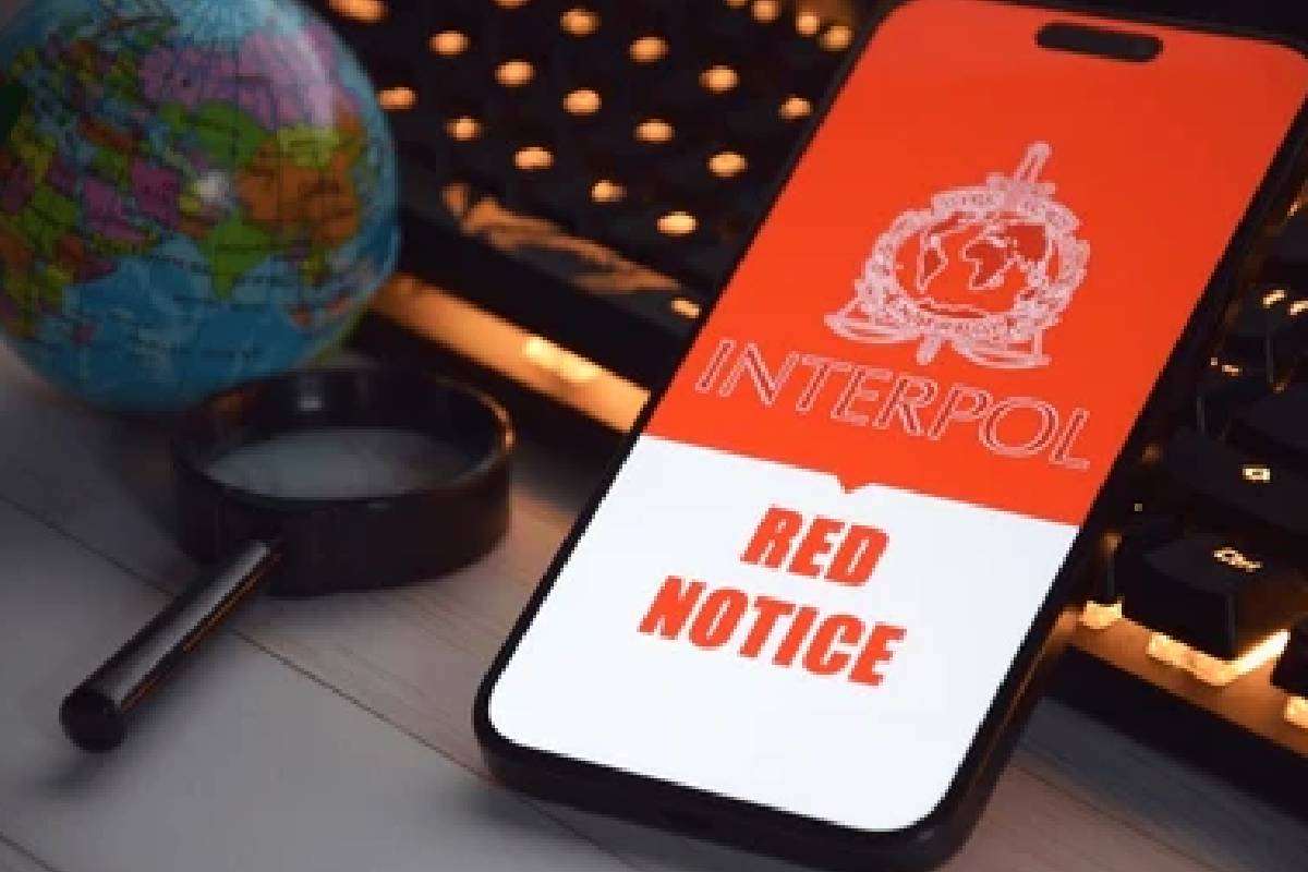 வெளிநாடுகளில் பதுங்கியுள்ள போதைப்பொருள் குற்றவாளிகள்..! அமைச்சர் வெளியிட்ட அதிரடி அறிவிப்பு | Drug Criminals Hiding Abroad Srilankan வெளிநாடுகளில் பதுங்கியுள்ள போதைப்பொருள் குற்றவாளிகள்..! அமைச்சர் வெளியிட்ட அதிரடி அறிவிப்பு | Drug Criminals Hiding Abroad Srilankan