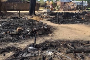 பழங்குடியினரிடையே ஏற்பட்ட கடுமையான மோதல்: 14 பேருக்கு நேர்ந்த சோகம்