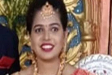 திருமணமான 40 நாட்களில் கணவன் கண் எதிரில் 23 வயதான மனைவிக்கு நேர்ந்த கதி! புகைப்படத்துடன் கண்ணீர் பின்னணி