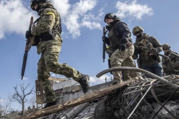 රුසියාවෙන් මිසයිල ප්‍රහාර රැසක් - ජනතාව තවත් දැඩි අපහසුතාවයට..