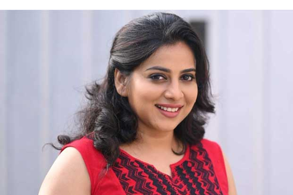 அறையில் பூட்டி வைத்து கேவலமாக நடந்து கொண்ட சிம்கார்ட் ஊழியர்கள்.. பிரபல நடிகை செய்த செயல்.. | Actress Has Shared About Worst Experience