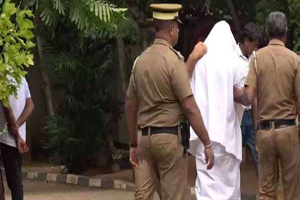 அனுராதபுரம் பெண் வைத்தியர் விவகாரம்! சந்தேகநபர் மீது குற்றப்பத்திரிகை தாக்கல் | Anuradhapura Doctor Abuse Case அனுராதபுரம் பெண் வைத்தியர் விவகாரம்! சந்தேகநபர் மீது குற்றப்பத்திரிகை தாக்கல் | Anuradhapura Doctor Abuse Case