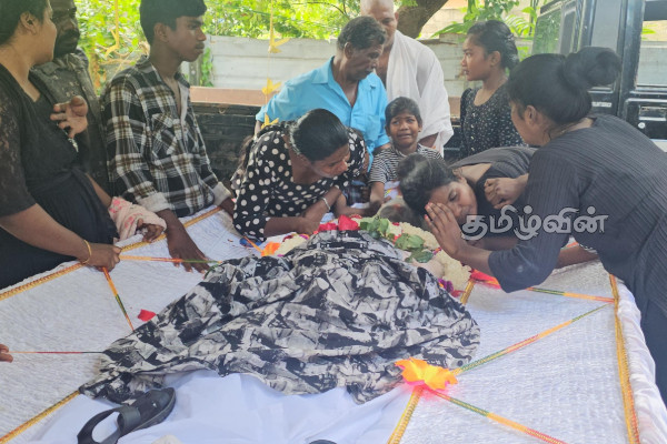 யாழில் துப்பாக்கிச்சூட்டுக்கு இலக்காகி உயிரிழந்த சிறுவன் - சடலத்துடன் வீதியில் போராடிய உறவுகள் | Police Shooting Boy Died In Jaffna Protest