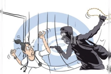 අමුතු ලෙඩකට බෙහෙත් ගන්න ආ රෝගියා..