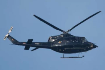 கடலில் மாயமானவர்களை மீட்க பெல் ஹெலிகாப்டர்கள் கலத்தில்