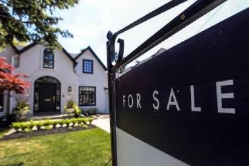 கனடாவின் முக்கிய நகரில் வீடுகள் விற்பனை கடும் சரிவு: வெளிவரும் பின்னணி