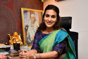 ஆஸ்பிட்டலில் அட்மிட் ஆன ஐஸ்வர்யாவுக்கு, தனுஷ் குடும்பத்திலிருந்து வந்த ஆறுதல் மெசேஜ் - ரசிகர்கள் மகிழ்ச்சி