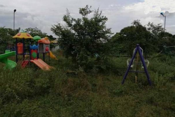 கவனிப்பாரற்ற நிலையில் கிடக்கும் பூங்கா! கவலையில் சிறுவர்கள் | Trincomalee Children Park Maintenance Corona கவனிப்பாரற்ற நிலையில் கிடக்கும் பூங்கா! கவலையில் சிறுவர்கள் | Trincomalee Children Park Maintenance Corona