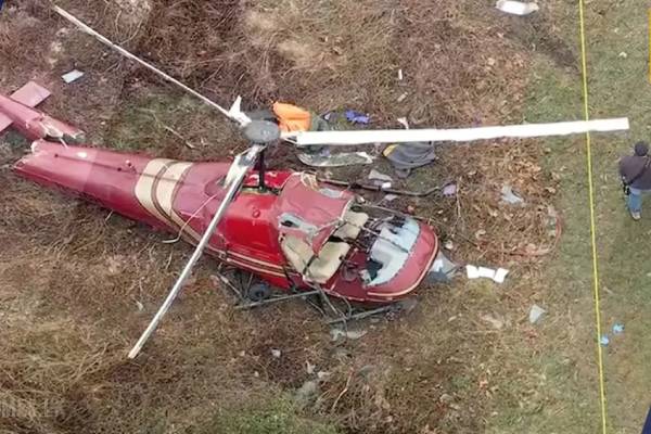அமெரிக்காவில் இரு ஹெலிகொப்டர்கள் நடுவானில் மோதி விபத்து | Two Helicopters Collide Mid Air In United States