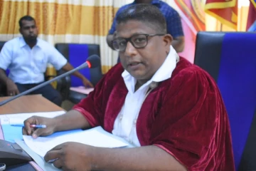 ஏறாவூர் நகரசபையின் வரவு செலவுத் திட்டம் ஏகமானதாக நிறைவேற்றம் (Photos)