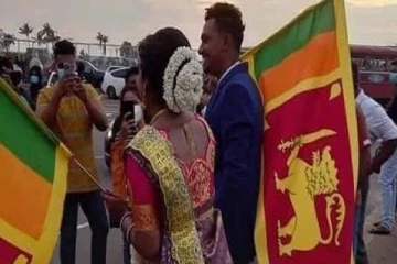 திருமணம் முடிந்த கையோடு போராட்ட களத்திற்கு வந்த தம்பதி(Photos)