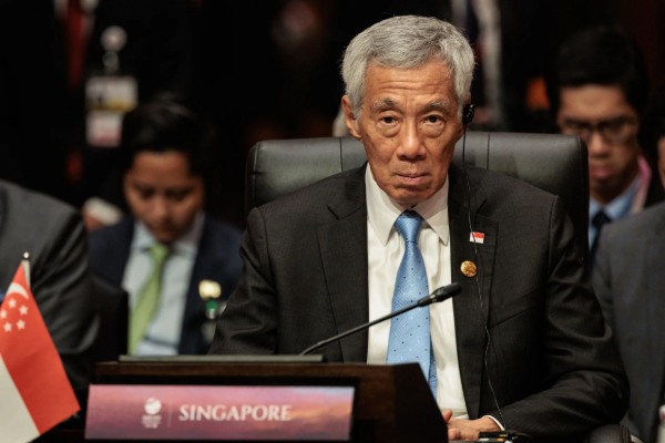 ட்ரம்பின் ராணுவ நடவடிக்கை எங்களுக்கும் கவலையை ஏற்படுத்தியுள்ளது: நாடொன்றின் மூத்த அமைச்சர் | Singapore Says Us Move On Venezuela Concerning ட்ரம்பின் ராணுவ நடவடிக்கை எங்களுக்கும் கவலையை ஏற்படுத்தியுள்ளது: நாடொன்றின் மூத்த அமைச்சர் | Singapore Says Us Move On Venezuela Concerning