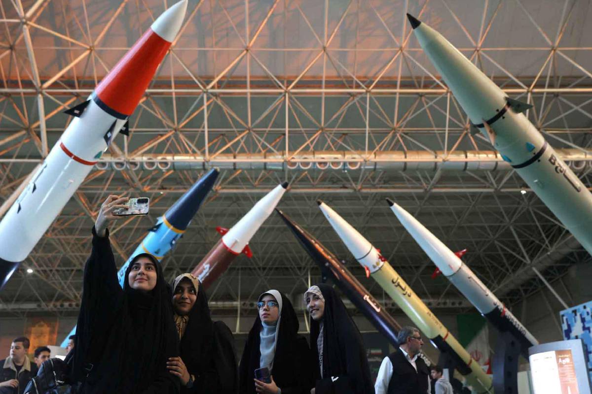 ஈரான் குவித்து வைத்திருக்கும் ஏவுகணைகள்... காத்திருக்கும் பயங்கரமான நாட்கள் | Tehran Secretly Built Arsenal