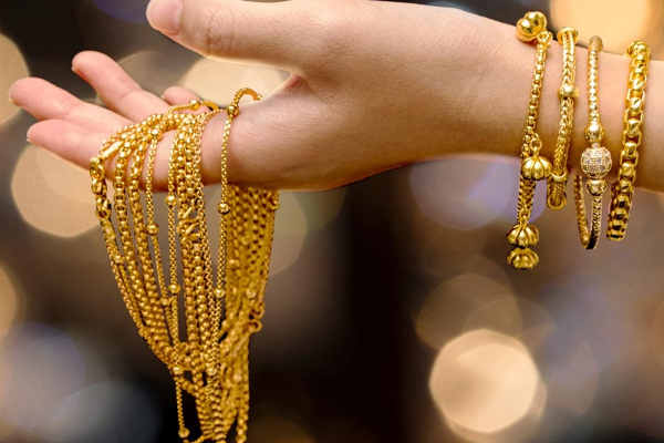 நகை பிரியர்கள் ஷாக் கொடுத்த தங்கவிலை | Gold Prices Shocked August 22