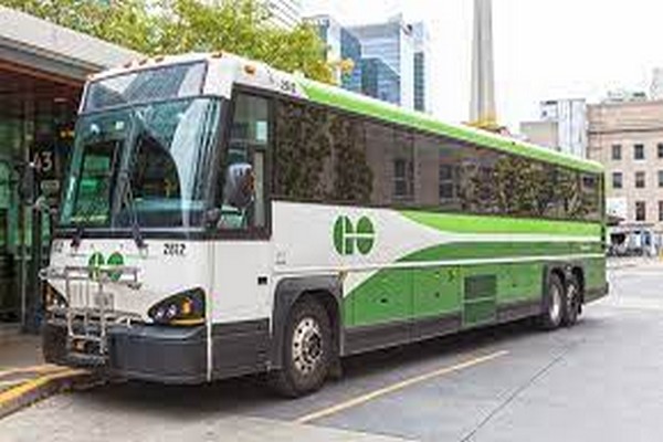 கனடாவில் பொதுப் போக்குவரத்தில் பயணிப்போருக்கு ஒர் நற்செய்தி | Go Transit Workers Reach Tentative Agreement