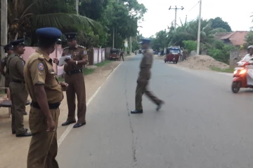 கி்ளிநொச்சி பொலிசாருக்கு இலஞ்சம்; 5 பேர் கைது