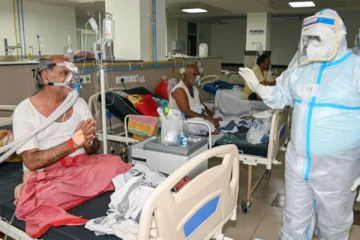 மனிதாபிமானமற்ற வகையில் நடத்தப்படுகின்றனரா கொவிட் நோயாளிகள்? முறையிட விசேட இலக்கங்கள் அறிவிப்பு