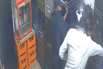 மட்டக்களப்பில் மதுபானசாலையில் முகாமையாளருக்கு நடந்தேறிய கொடூரம் ; விசாரணைகள் தீவிரம்