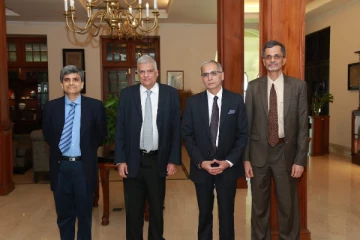 அயலுறவுக்கு முதலிடம்! ஆபத்துக்கு உதவும் இந்தியா(Photo)