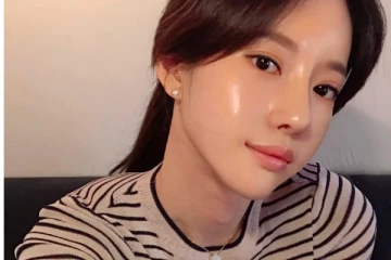 கொரிய பெண்கள் மேனி மாதிரி கண்ணாடி சருமம் வேணுமா?  இந்த ஒரே ஒரு இயற்கை பொருள் போதும்