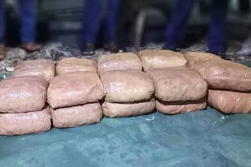 யாழ்ப்பாண கடற்பரப்பில் பெறுமதியான கேரள கஞ்சா மீட்பு!