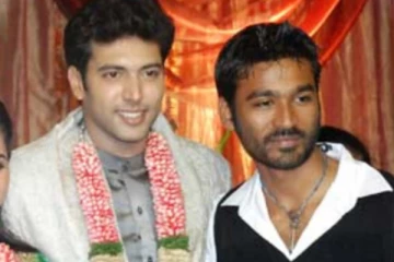 M. குமரன் s/o மகாலட்சுமி படத்தில் தனுஷ்! இதுவரை பலரும் பார்த்திராத புகைப்படம்