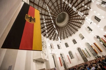 ஜேர்மனியில் இரட்டைக் குடியுரிமைக்கு எப்போது அனுமதி கிடைக்கும்?