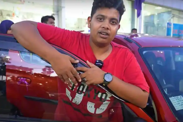 லட்ச ரூபாய்க்கு காயின்களை சேர்த்து புது கார் வாங்கிய நபர்! காரின் விலை எத்தனை லட்சம் தெரியுமா? | Youtuber Irfan Bought A 2 Lakhs Worth New Car