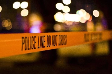 மகனின் கண்முன்னே…ஒருவரை ஒருவர் துப்பாக்கியால் சுட்டுக் கொண்ட தாய், தந்தை: பாகிஸ்தானில் பயங்கரம்