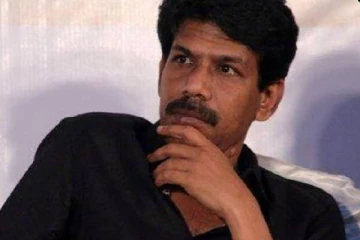 இறுதி சடங்கு செய்யவிடாமல் பாலா செய்த கொடுமை!! தயாரிப்பாளர் விட்ட சாபம் இன்னும் விடவில்லை..