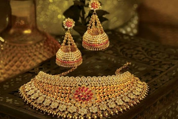 4வது நாளாக தங்கம் விலையில் மாற்றமில்லை - இப்போது நகை வாங்கலாமா?