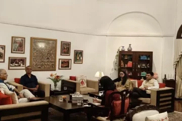 ඉන්දියානු මහකොමසාරිස් සහ අමාත්‍ය ලාල් කාන්ත අතර විශේෂ හමුවක්