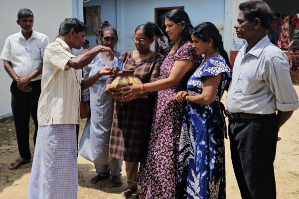 அரசியல் கைதிகளின் விடுதலையை வலியுறுத்தி விடுதலை நீர் சேகரிப்பு! | Sri Lankan Political Prisoners