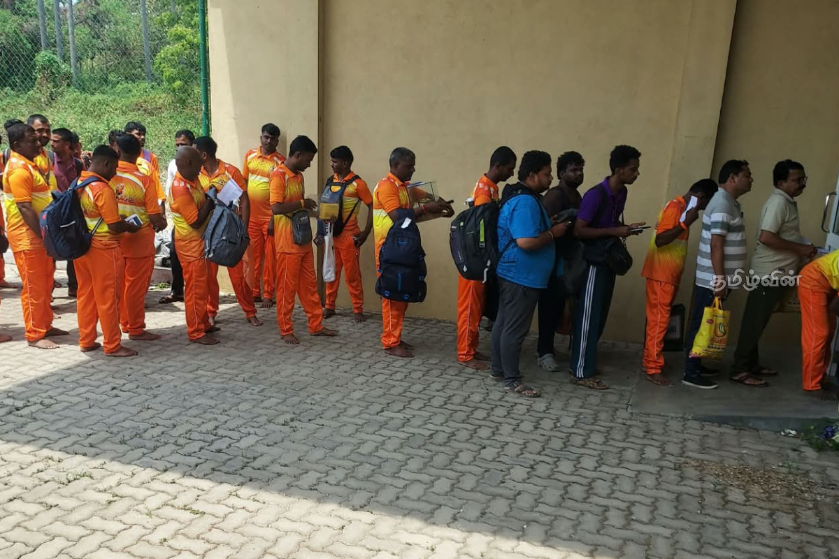 மகாராஷ்டிராவிலிருந்து நயினாதீவுக்கு 86 யாத்திரிகர்கள் வருகை | 86 Pilgrims Arrive In Nainativu From Maharashtra மகாராஷ்டிராவிலிருந்து நயினாதீவுக்கு 86 யாத்திரிகர்கள் வருகை | 86 Pilgrims Arrive In Nainativu From Maharashtra