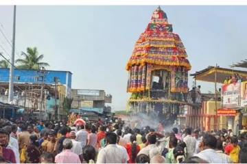 சித்திரை தேரோட்டம் - கோலாகலமான சமயபுரம் மாரியம்மன் கோவில்