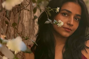 நடிகை ரஜிஷா விஜயனின் ரீசெண்ட் புகைப்படங்கள்..