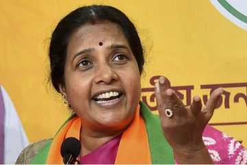 திமுக அரசு தமிழ்நாட்டை தனி தீவாக மாற்றி வருகிறது - வானதி சீனிவாசன் காட்டம்