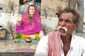 கொரோனா தொற்றால் உயிரிழந்த காதல் மனைவிக்கு கோவில் கட்டி வழிபடும் கணவர்