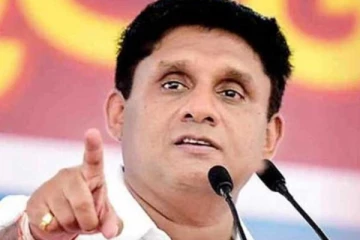 "..ත්රස්ත පන්නයේ මර්දනය යොදාගෙන ඔවුන් කොටුවී ඇති සීමාව පුළුල් කර ගන්නවා.." විපක්ෂ නායකගෙන් පොලිස් බාධක ගැන හදිසියේම විශේෂ නිවේදනයක්..!