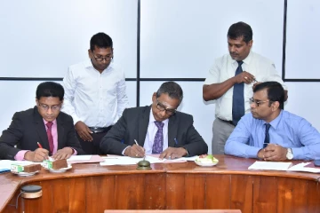 போதைப்பொருள் பற்றி மக்கள் மத்தியில் விழிப்புணர்வு: யாழ்.பல்கலைக்கழகத்துடன் புரிந்துணர்வு ஒப்பந்தம் கைச்சாத்து (Photos)