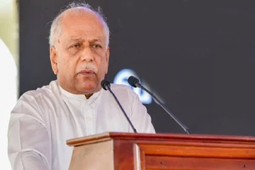 ஜனாதிபதி, பிரதமர் உட்பட அரசாங்கத்தை வீட்டுக்கு அனுப்ப மக்கள் தயாரில்லை