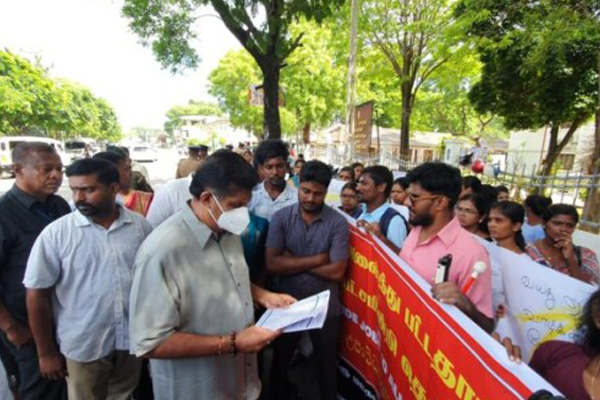 மாற்றுத் திறனாளி பட்டதாரிகளுக்கு முன்னுரிமை: சஜித் உறுதி | Sajith Met Under Graduates In North