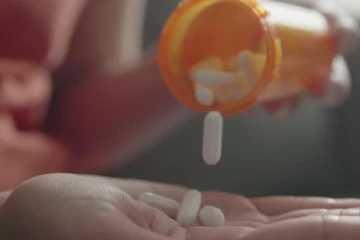 அளவுக்கு அதிகமான மாத்திரைகளை உட்கொண்ட பெண் உயிரிழப்பு