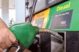 ලංකාවටම ඩීසල් නැති වෙන ලකුණු.. දිවයිනේ ප්‍රදේශ රැසක උග්‍ර ඩීසල් හිඟයක්.. ඉන්ධන පිරවුම්හල් 500ක් වසා දැමීමට සිදුවන බවට රතු එළි