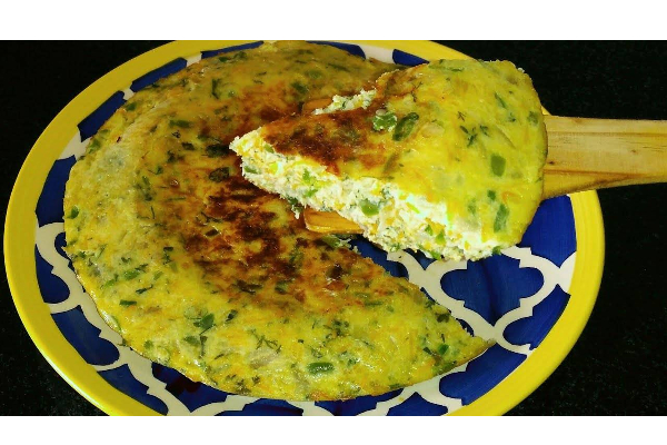 இப்படி ஒரு முட்டை ஆம்லெட்டை ருசித்தது உண்டா? 10 நிமிடத்தில் செய்வது எப்படி? | Egg Omelet Recipe In Tamil