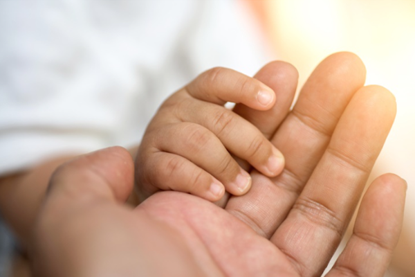 ஆதார் இல்லை..கர்ப்பிணிக்கு சிகிச்சை மறுப்பு - தாயும், இரட்டை சிசுவும் பரிதாப பலி! | Pregnant Woman Dies With Twin Babies Karnataka